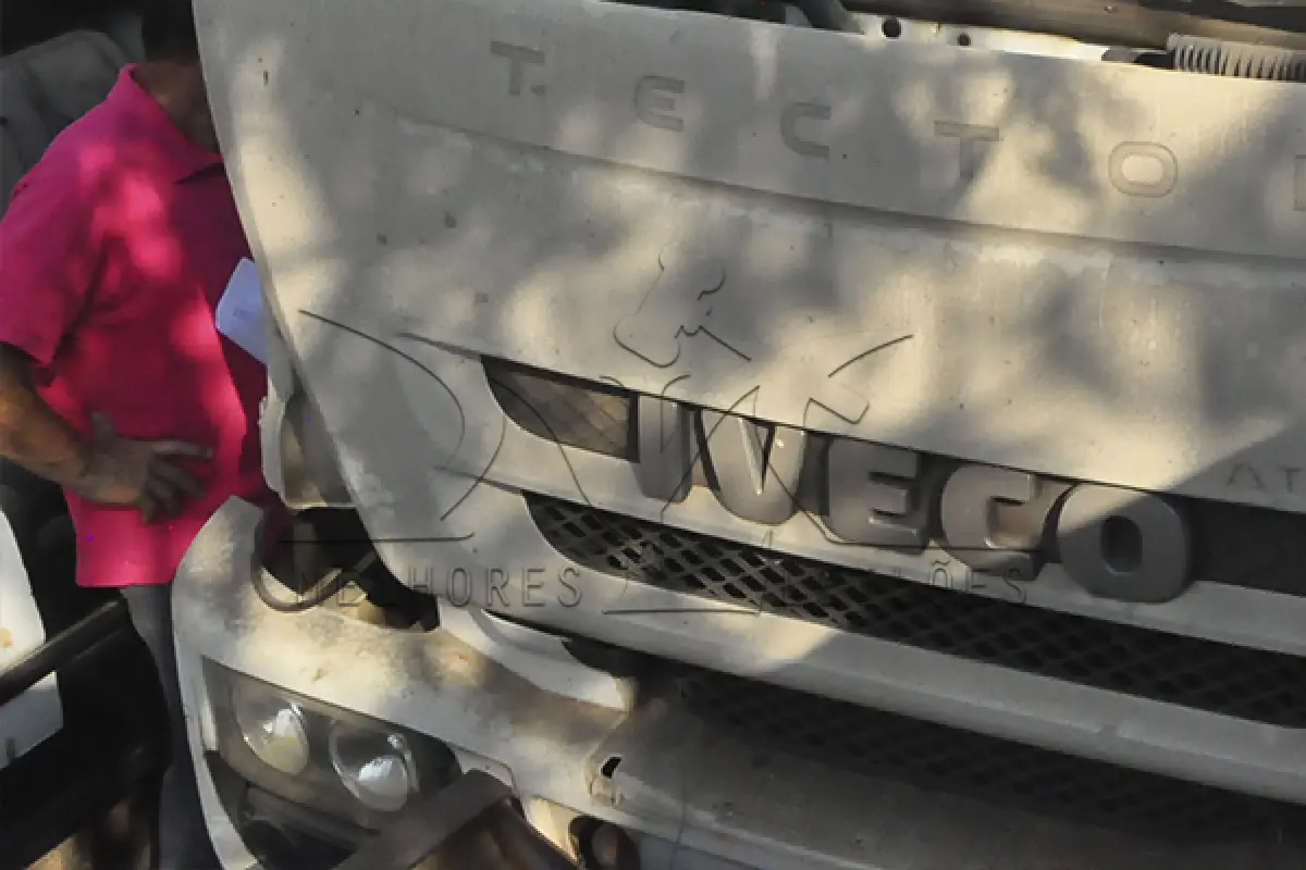 LOTE 019 - IVECO TECTOR 170E21 - ANO 2016 2017 - PLACA PYB-2720