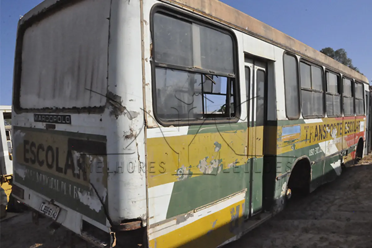 LOTE 038 - M.BENZ OF 1318 - ANO 1996 1996 - PLACA LBB-6142