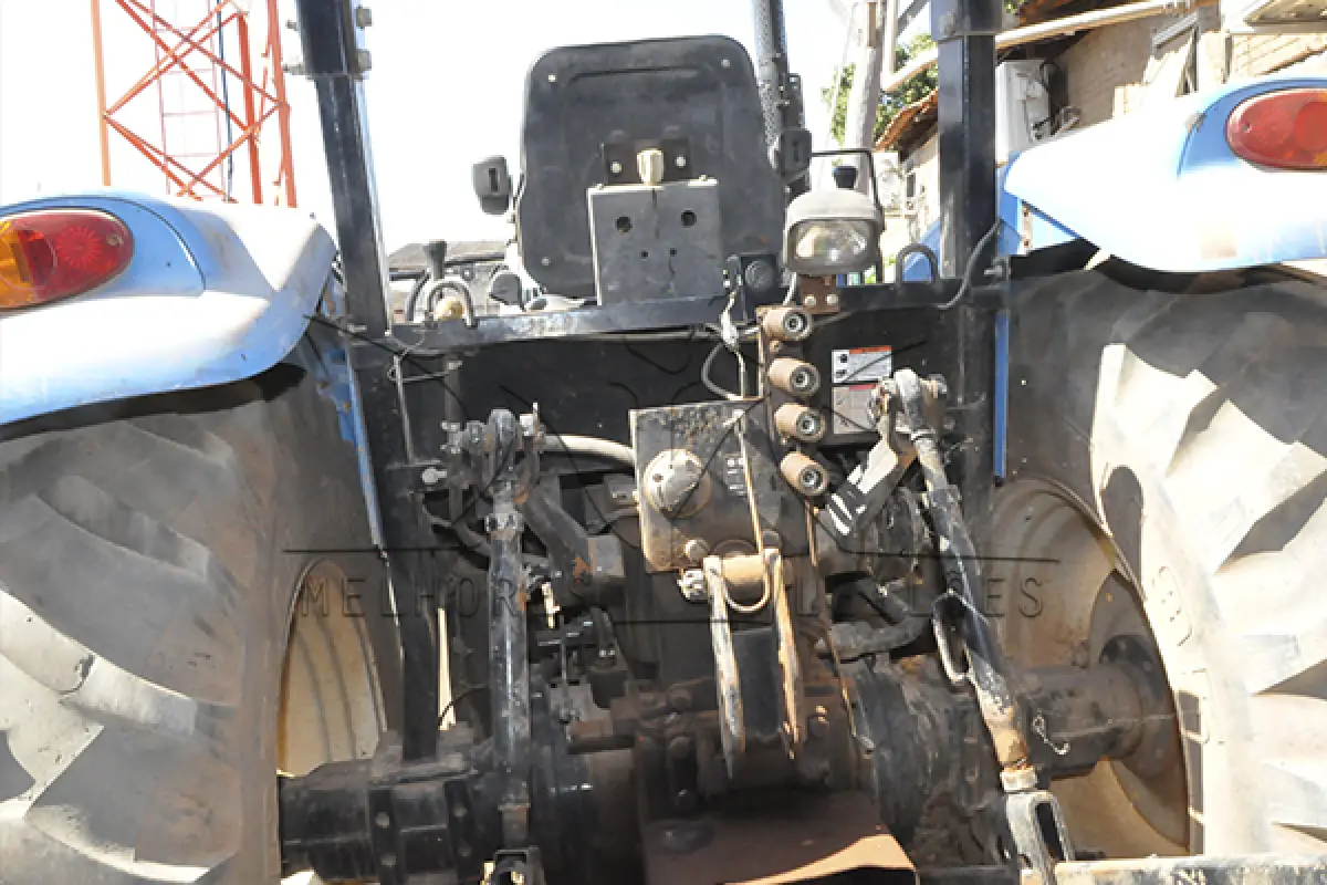 LOTE 041 - TRACTOR PLUS 80 - ANO 2023