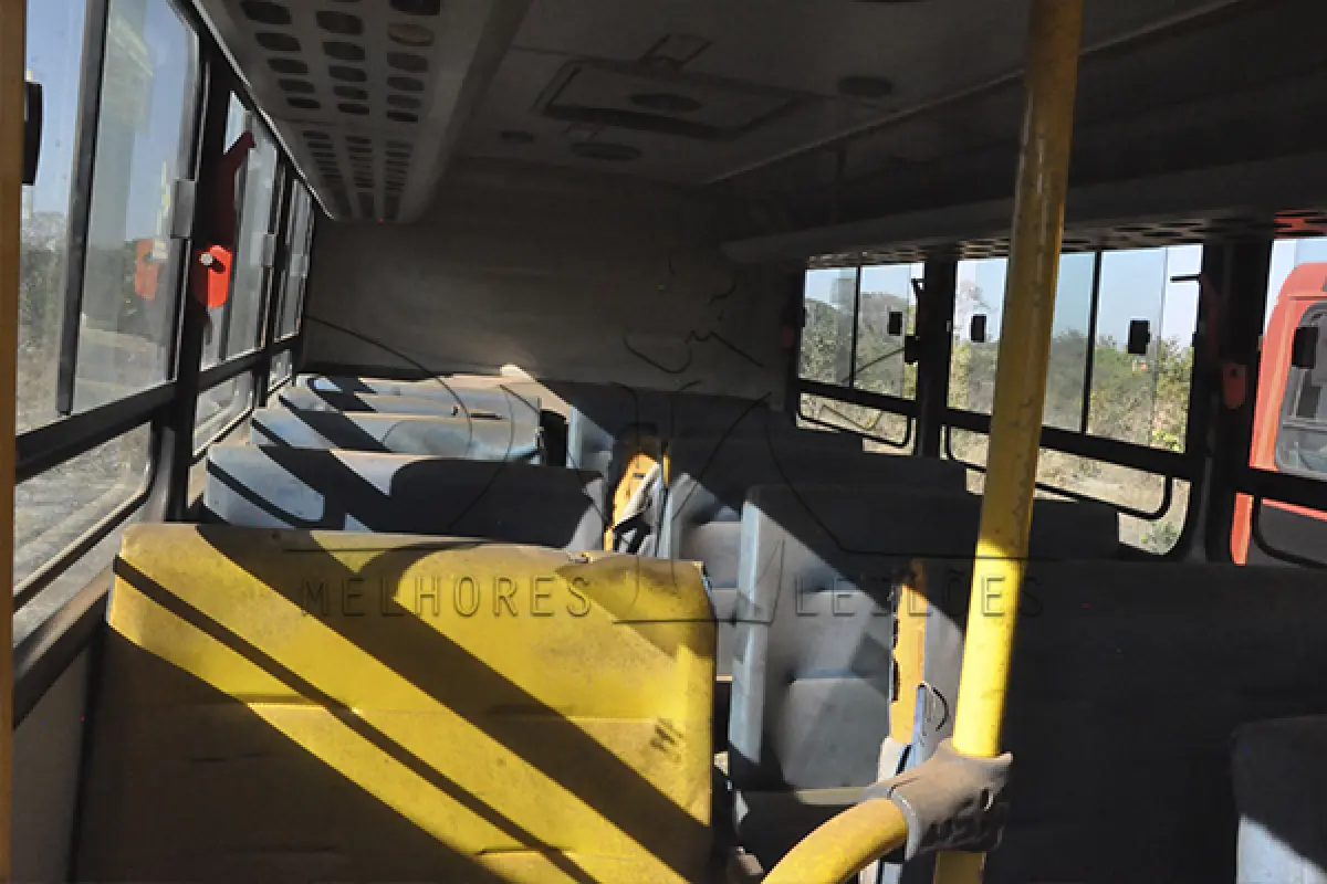 LOTE 032 - IVECO WAYCLASS 70C17HDE - ANO 2016 2016 - PLACA PYD-6044