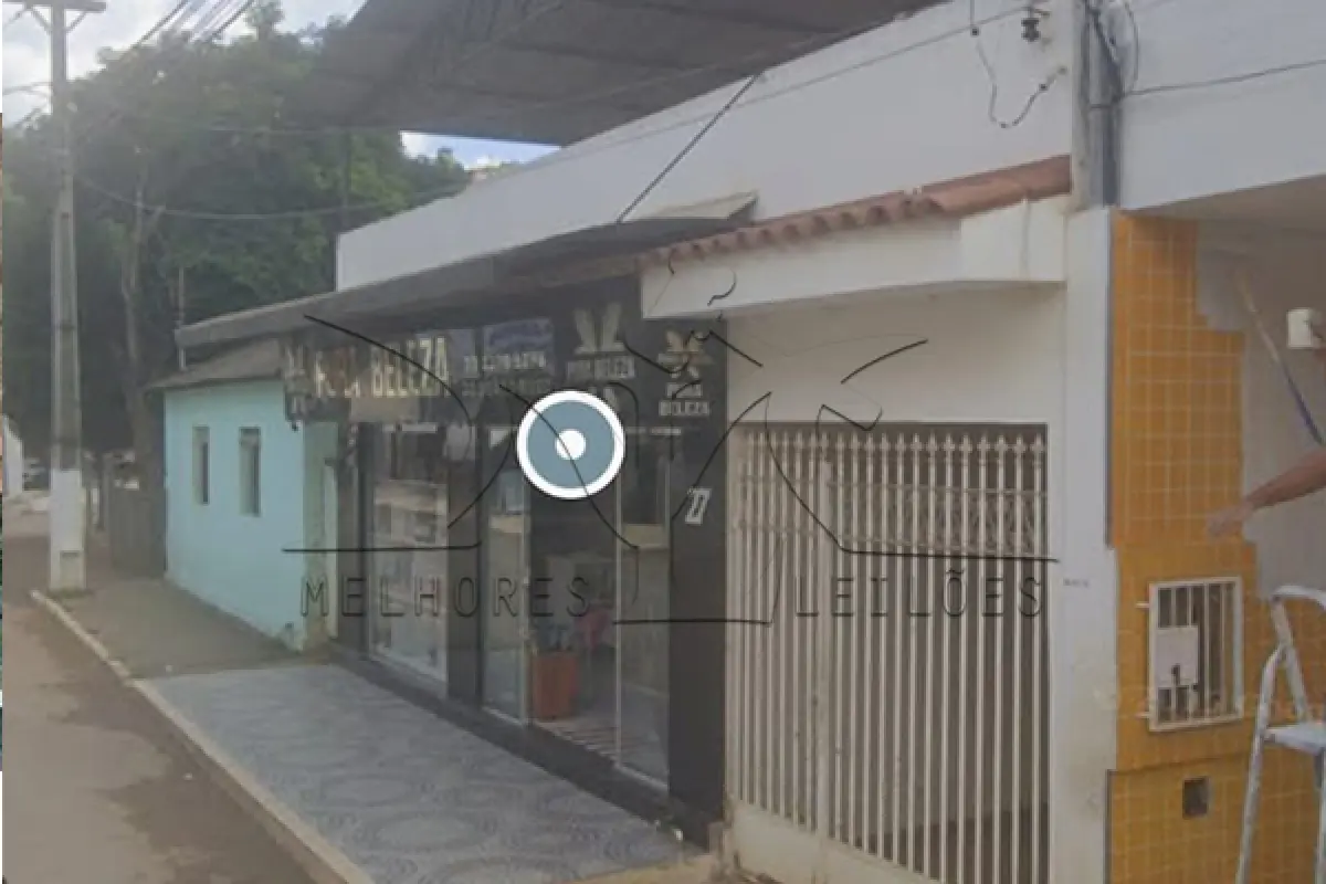 LOTE 001 - Uma área de terreno urbano, vale dizer, 200 mts², ponto comercial situado matricula 25.484, livro 2