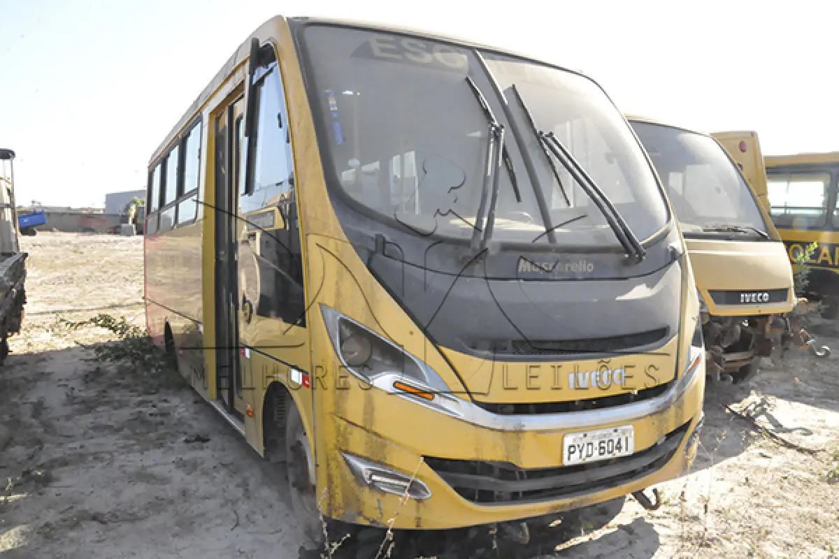 LOTE 037 - IVECO WAYCLASS 70C17HDE - ANO 2016 2016 - PLACA PYD-6041