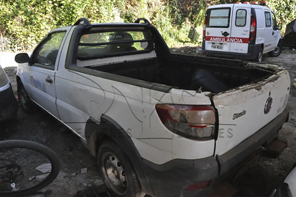 LOTE 007 - FIAT STRADA WORKING - ANO 2015 2015 - PLACA PWX-0133