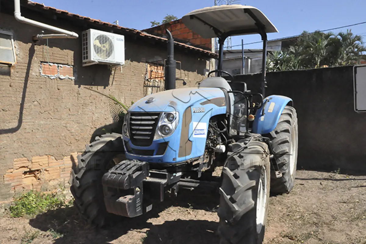 LOTE 041 - TRACTOR PLUS 80 - ANO 2023