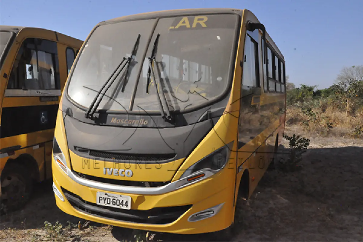 LOTE 032 - IVECO WAYCLASS 70C17HDE - ANO 2016 2016 - PLACA PYD-6044