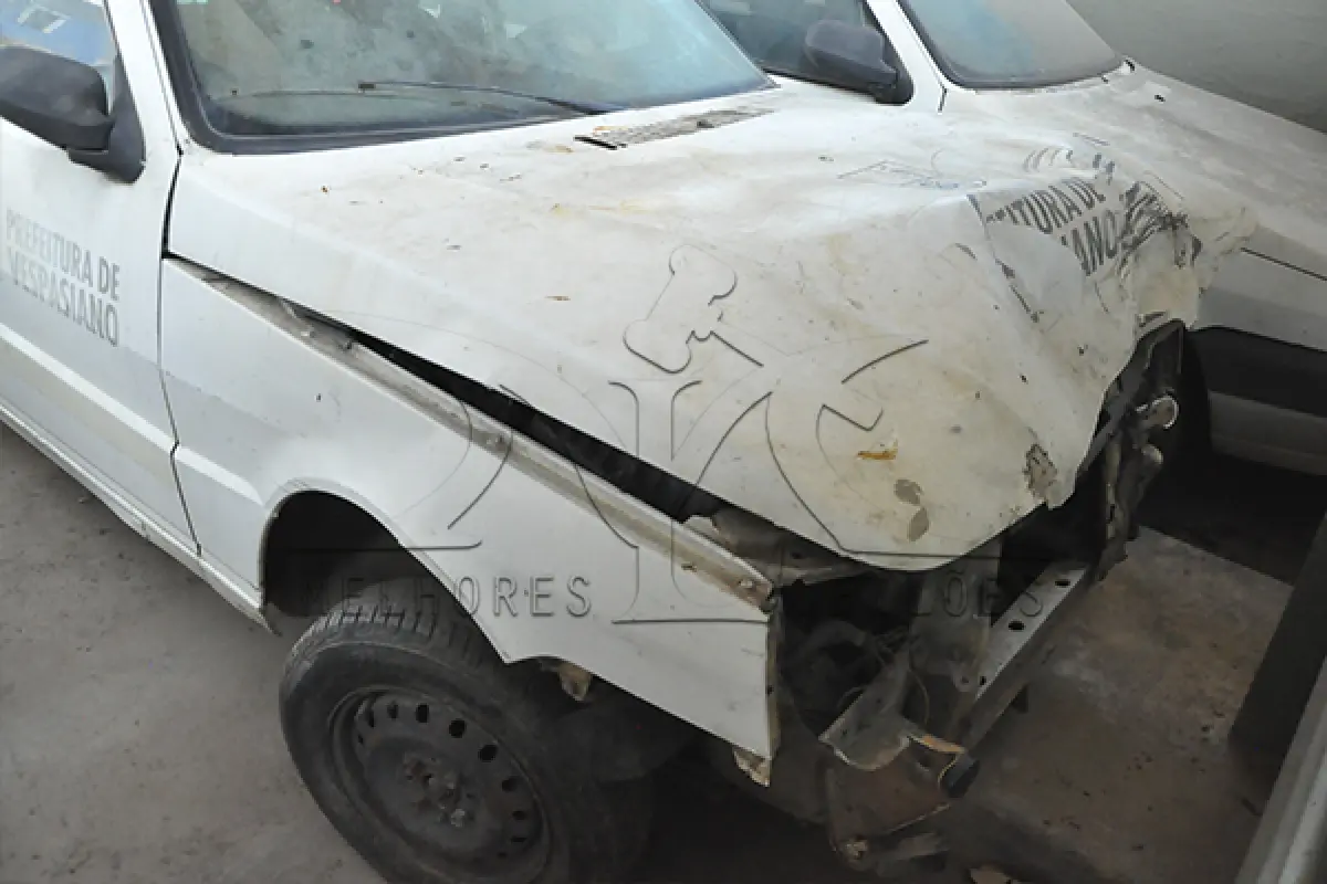 LOTE 005 - FIAT UNO MILLE ECONOMY - ANO 2009 2010 - PLACA HLF-0835