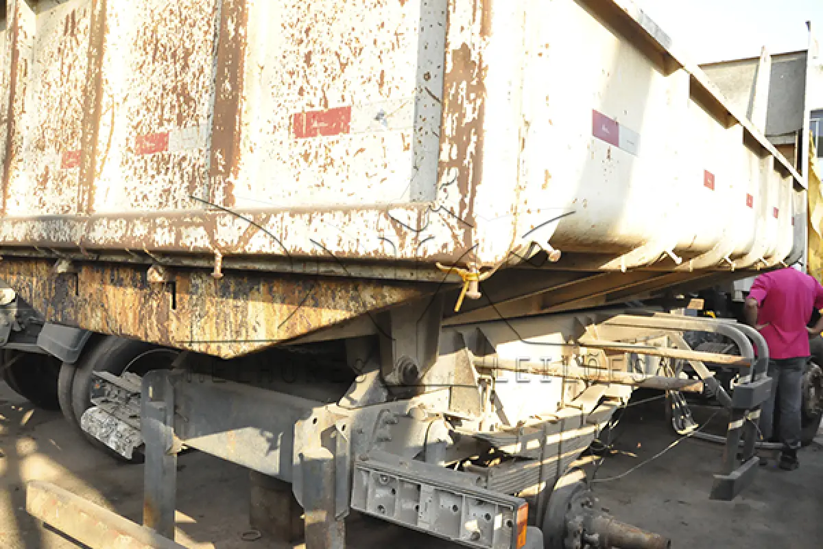 LOTE 013 - IVECO TECTOR 170E21 - ANO 2016 2017 - PLACA PYB-2719