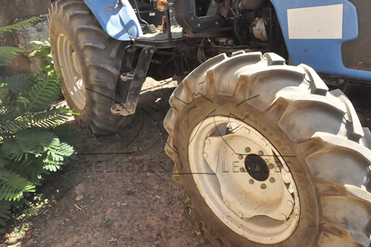 LOTE 041 - TRACTOR PLUS 80 - ANO 2023