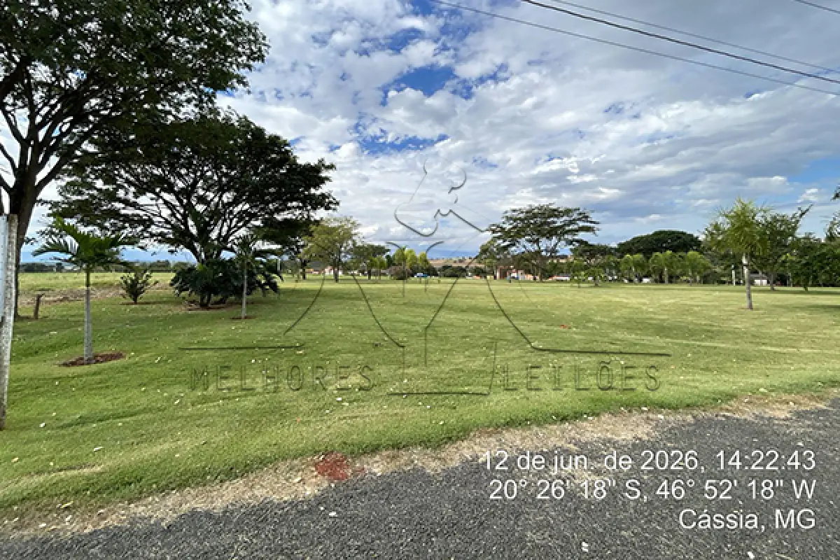 LOTE 023 - LOTEAMENTO ÁGUAS DA CANASTRA - MATRICULA 17.882 - AREA DO LOTE 8.131,01