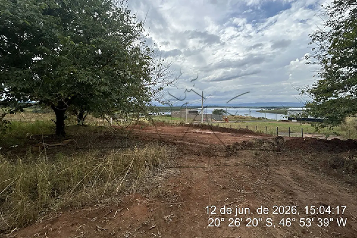 LOTE 019 - LOTEAMENTO ESTÂNCIA GRANDE RIO - RUA RIO GRANDE - MATRICULA 30604- ÁREA DO LOTE 2.082,74