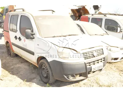 LOTE 019 - FIAT DOBLO ESSENCE 7L E - ANO 2017 2017 - PLACA QNO-5986