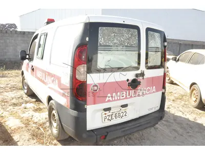 LOTE 024 - FIAT DOBLO GREENCAR MO4 - ANO 2016 2016 - PLACA PZE-6822