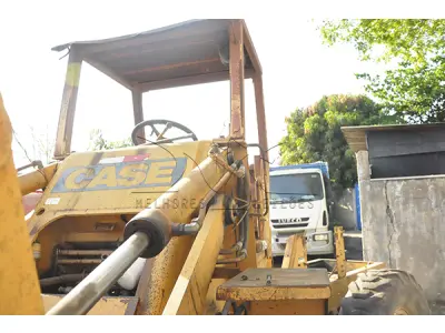 LOTE 022 - SUCATA - MAQUINA CASE W18 - CHASSI IHF0014751