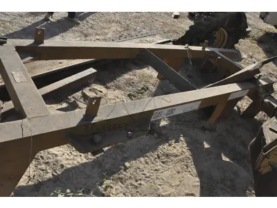 LOTE 045 - SUCATA - GRADE