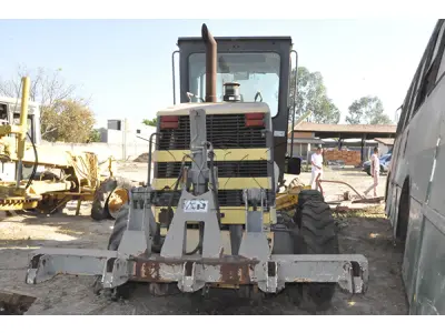 LOTE 043 - SUCATA - PATROL NEW HOLLAND RG1408