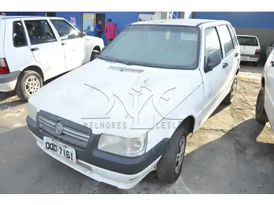 LOTE 001 - FIAT UNO MILLE ECONOMY - ANO 2013 2013 - PLACA OQQ-7161