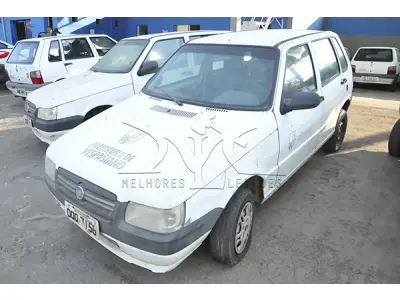 LOTE 002 - FIAT UNO MILLE ECONOMY - ANO 2013 2013 - PLACA OQQ-7156