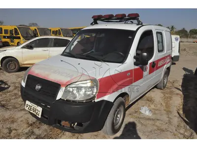 LOTE 024 - FIAT DOBLO GREENCAR MO4 - ANO 2016 2016 - PLACA PZE-6822