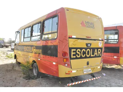 LOTE 032 - IVECO WAYCLASS 70C17HDE - ANO 2016 2016 - PLACA PYD-6044