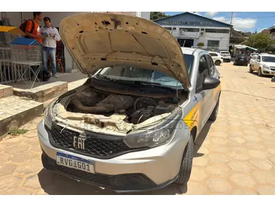 LOTE 005 - FIAT ARGO 1.0 - PLACA RVG1G01 - ANO 2022 2023