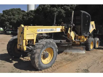 LOTE 042 - PATROL NEW HOLLAND - ANO 2013