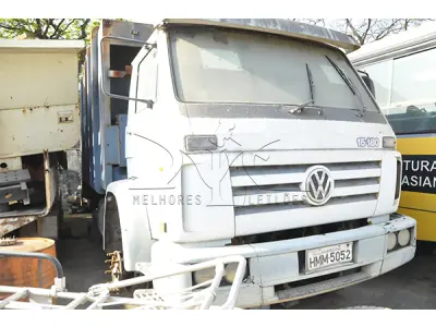 LOTE 018 - VW 15.180 - ANO 2000 2000 - PLACA HMM-5052