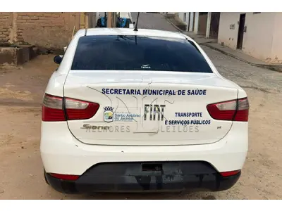 LOTE 003 - FIAT SIENA 1.4 - PLACA RMK7F78 - ANO 2020 2021