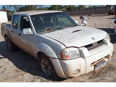 LOTE 002 - NISSAN FRONTIER 4X4 SE - ANO 2004 2004 - PLACA JFQ5C75