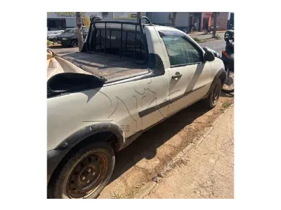 LOTE 001 - FIAT/STRADA WORKING, Placa GZI7233 - ANO/MODELO 2001/2002, COR Branca