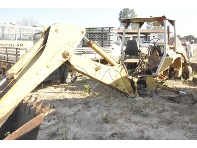 LOTE 040 - SUCATA RETRO ESCAVADEIRA FIATALLIS FB80