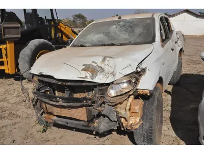 LOTE 028 - MMC L200 TRITON SPT GL - ANO 2018 2018 - PLACA QQX-2372