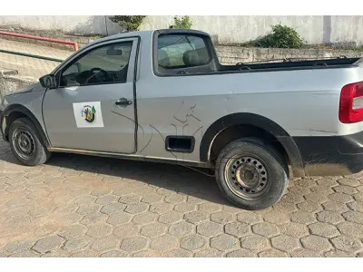 LOTE 009 - VW SAVEIRO CS ST ME- PLACA PXS5857 - ANO 2016 2016