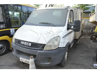 LOTE 012 - IVECO DAILY 70C16HDCS - ANO 2010 2011 - PLACA HLF-6499