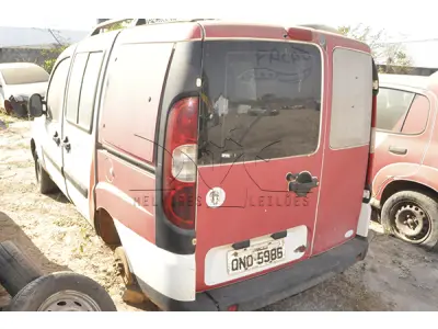 LOTE 019 - FIAT DOBLO ESSENCE 7L E - ANO 2017 2017 - PLACA QNO-5986