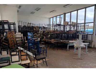 LOTE 004 - Composto por equipamentos eletrônicos; computadores, HDs, maquinas de xerox entre outros.