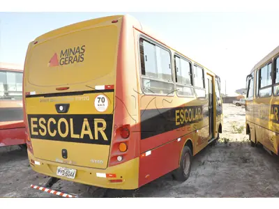 LOTE 032 - IVECO WAYCLASS 70C17HDE - ANO 2016 2016 - PLACA PYD-6044