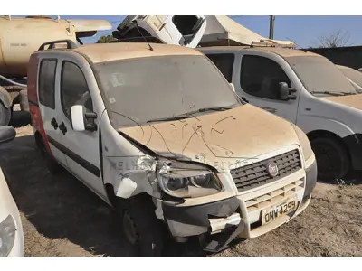 LOTE 020 - FIAT DOBLO ESSENCE 7L E - ANO 2017 2017 - PLACA QNW-4299