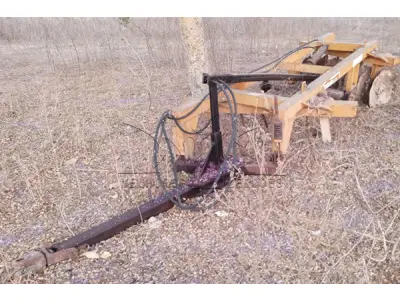 LOTE 048 - AQUIPAMENTO AGRICOLO ARADO