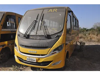 LOTE 032 - IVECO WAYCLASS 70C17HDE - ANO 2016 2016 - PLACA PYD-6044