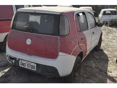 LOTE 003 - FIAT UNO DRIVE 1.0 - ANO 20172018 - PLACA QNO-5780