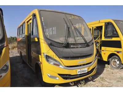 LOTE 032 - IVECO WAYCLASS 70C17HDE - ANO 2016 2016 - PLACA PYD-6044
