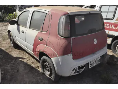LOTE 003 - FIAT UNO DRIVE 1.0 - ANO 20172018 - PLACA QNO-5780