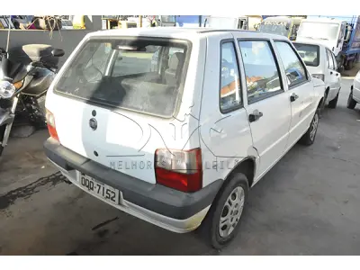 LOTE 006 - FIAT UNO MILLE ECONOMY - ANO 2013 2013 - PLACA OQQ-7152