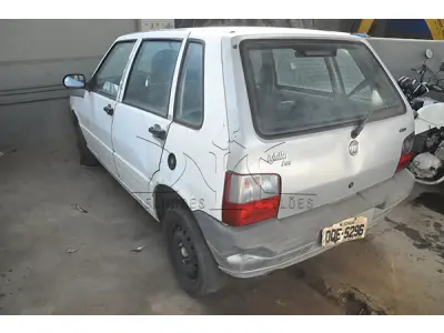 LOTE 007 - FIAT UNO MILLE ECONOMY - ANO 2013 2013 - PLACA OQE-5296