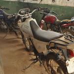 LOTE 012 - YAMAHA XTZ 125K - PLACA HMG-9542 - ANO 2007 2008 - COR BRANCA