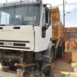 LOTE 013 - IVECO EUROCARGO 230E24 - PLACA HLF-5722 - ANO 2010 2011