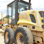 LOTE 009 - MOTONIVELADORA - RG140.B BASE – ANO 2006