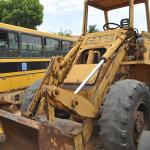 LOTE 007 - MAQUINA PÁ CARREGADEIRA - 20 CASE - ANO1981