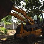 LOTE 050 - RETROESCAVADEIRA TRACBEL - 214E -	RE06 - 2002
