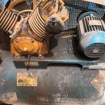 LOTE 015 - COMPRESSOR DE AR - DERICADO SAUDE